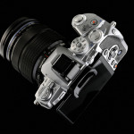 E-M1_SLV_12-40F28_hero_3